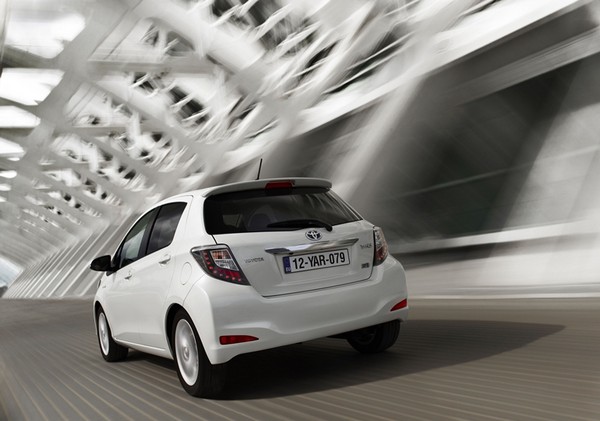 Igazi hibrid kicsiben a Toyota Yaris