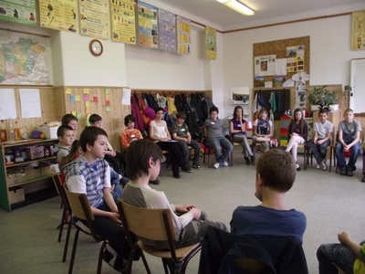 A gyermekbalesetek megelőzhetők - United Way Biztonságos Iskola program