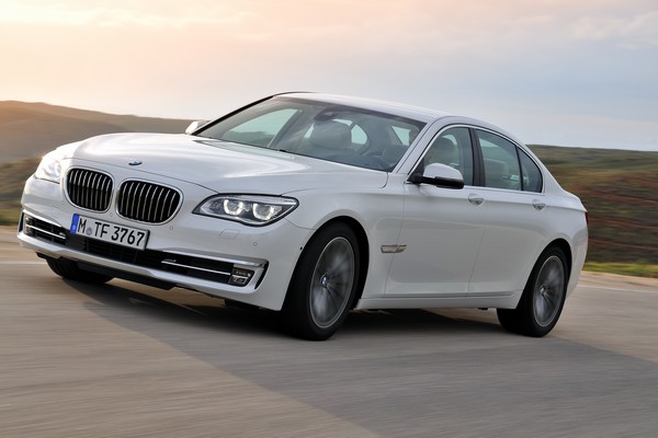 Elnök úr, az autója! - Az új BMW 7-es sorozat