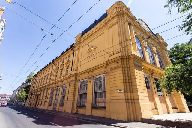 Fabatkát sem ér a Quaestor 300 milliárdja!