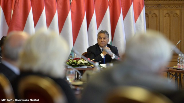 Az Orbán-kormány kifizeti a 13. havi nyugdíjat