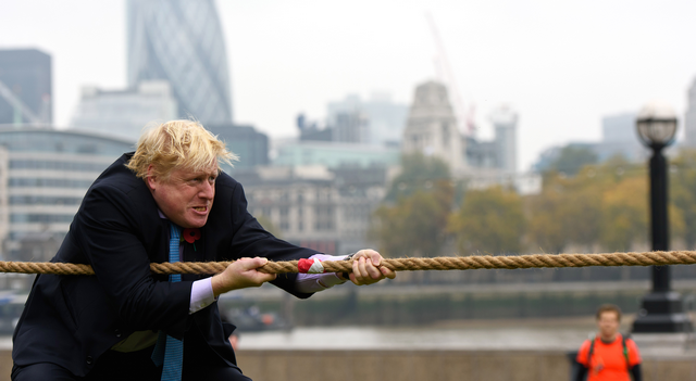 Nézegess képeket a politikusokról, akik átverték egész Nagy-Britanniát!