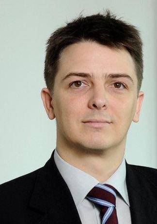 Forradalom az interneten: mennyire veszélyesek a biztosítások?