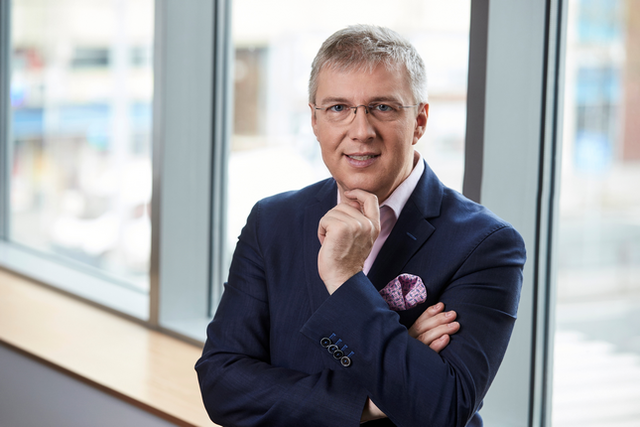 Adjanak már végre egy kis időt Magyarországnak!