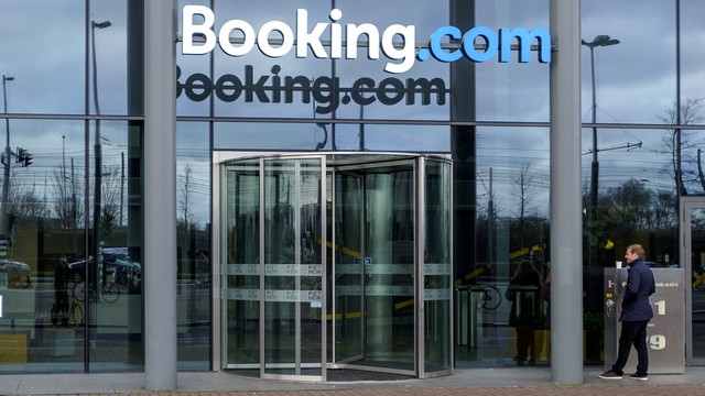 Lecsapott a GVH a Booking.com-ra