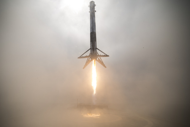 A Tesla vezére gőzerővel dolgozik azon, hogy egy újabb iparágat forgasson fel teljesen