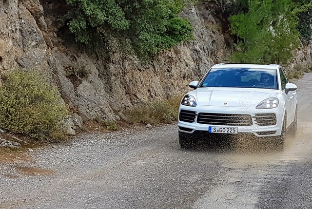 Így készült minden idők legjobb Porschéja