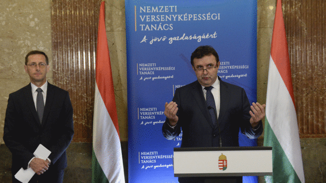 Már Palkovics is adócsökkentést emleget