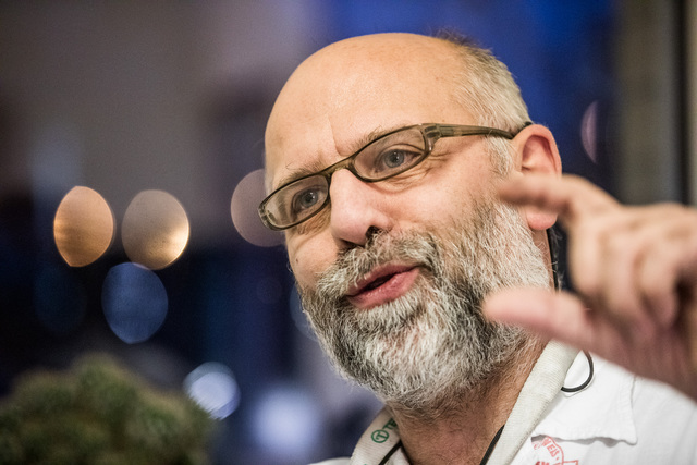 A kaotikus magyar egészségügyben is játszanak Aranycsapatok