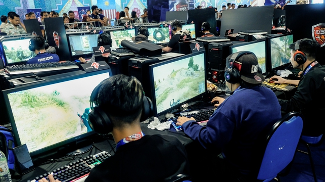 Hatalmas üzlet az e-sport, de vannak trükkök a szerződésekben