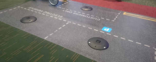 Totálisan átírja a technológiai forradalom a közlekedést: felejtsd el a jegyeket és a parkolóautomatákat