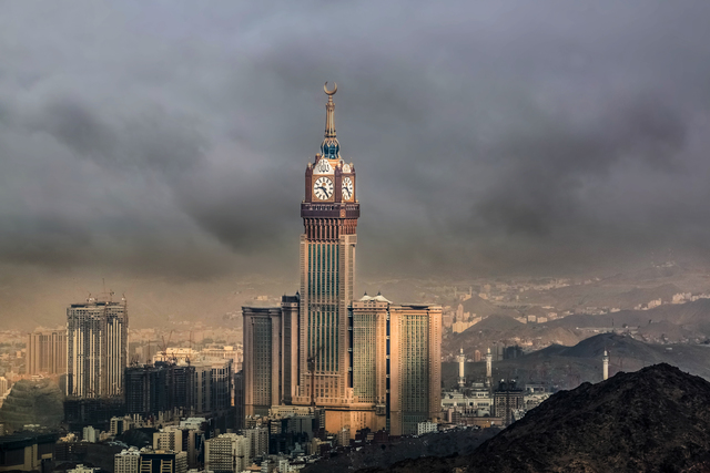 A világ legmagasabb felhőkarcolói - Milyen lesz az élet 1 kilométer magasan?