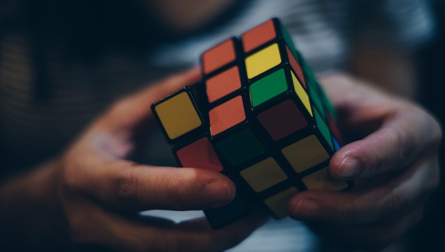 Harminc ügyvéd védi a Rubik-kockát - Nagy bajba kerülhetnek, akik nem áldoznak szabadalomra
