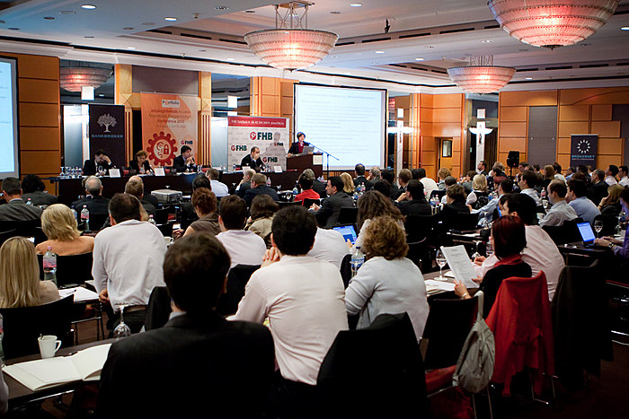 Portfolio.hu Jelzáloghitelezés és Lakásfinanszírozás Magyarországon 2010 Konferencia (2010.05.05)